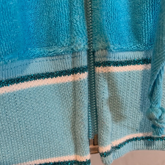 Bebe - Picture 4 of 9